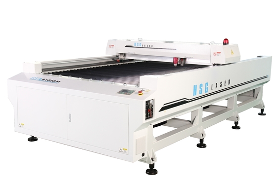 Малые 300 - автоматы для резки лазера CNC 500W для металлического листа