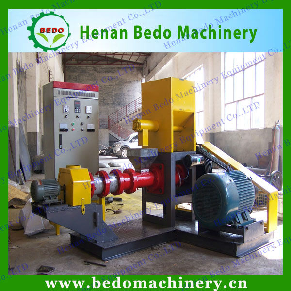 плавая еда рыб делая machine3