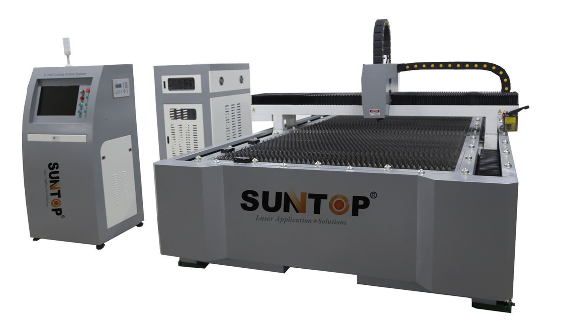 резец лазера CNC 500W промышленный для стали и Alumnium, отрегулированный через ось z